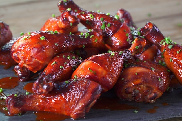 maple sriracha chicken drumsticks - Recipes for Weeknight Grilling
