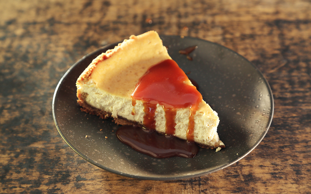Smoked Cheesecake with Burnt Sugar Cream Sauce - Recipes to Grill in April
