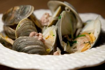 grilled clams with sausage
